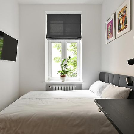 Lovely Studio Apartment In The Heart Of Рига Экстерьер фото