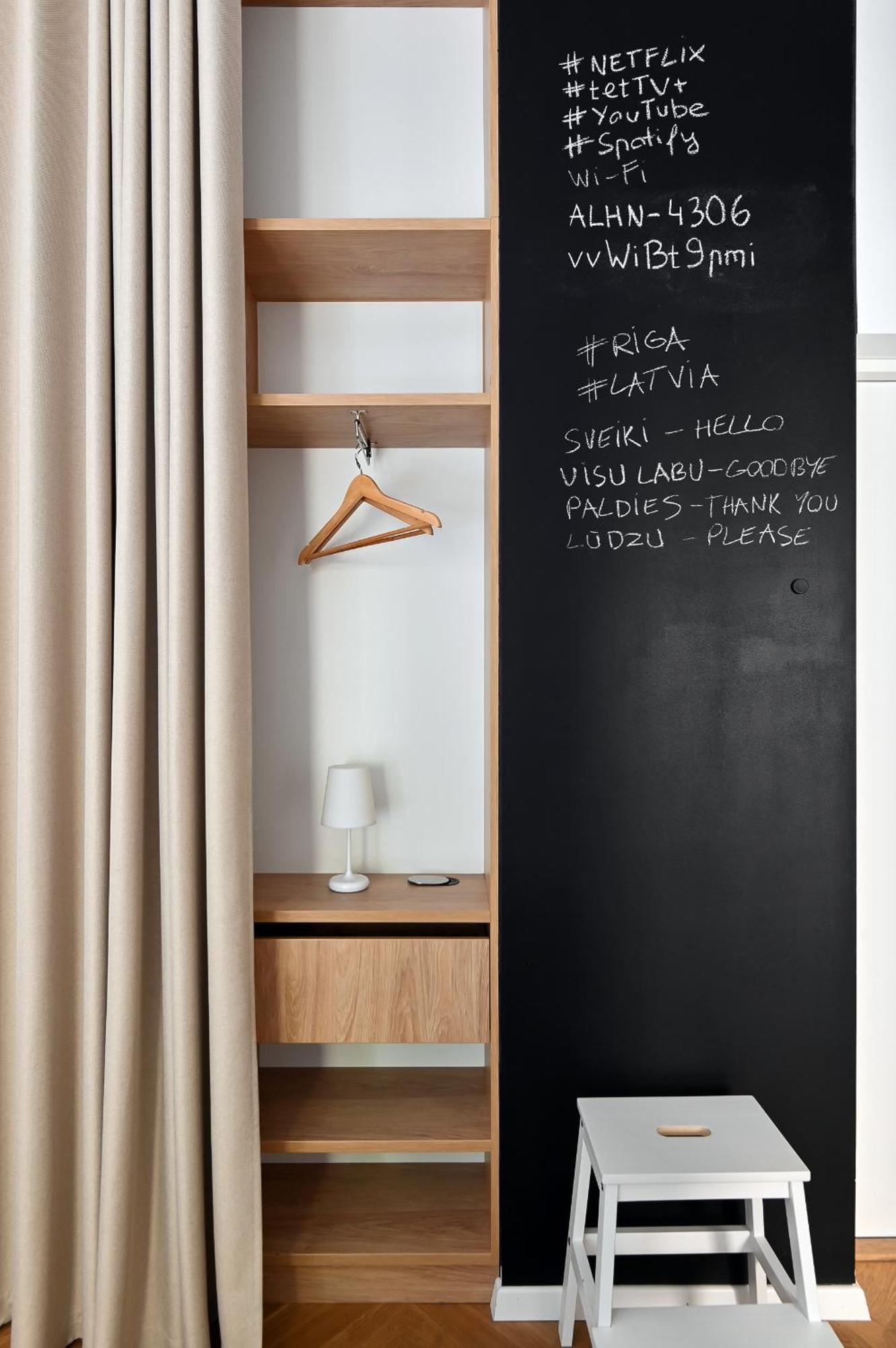 Lovely Studio Apartment In The Heart Of Рига Экстерьер фото